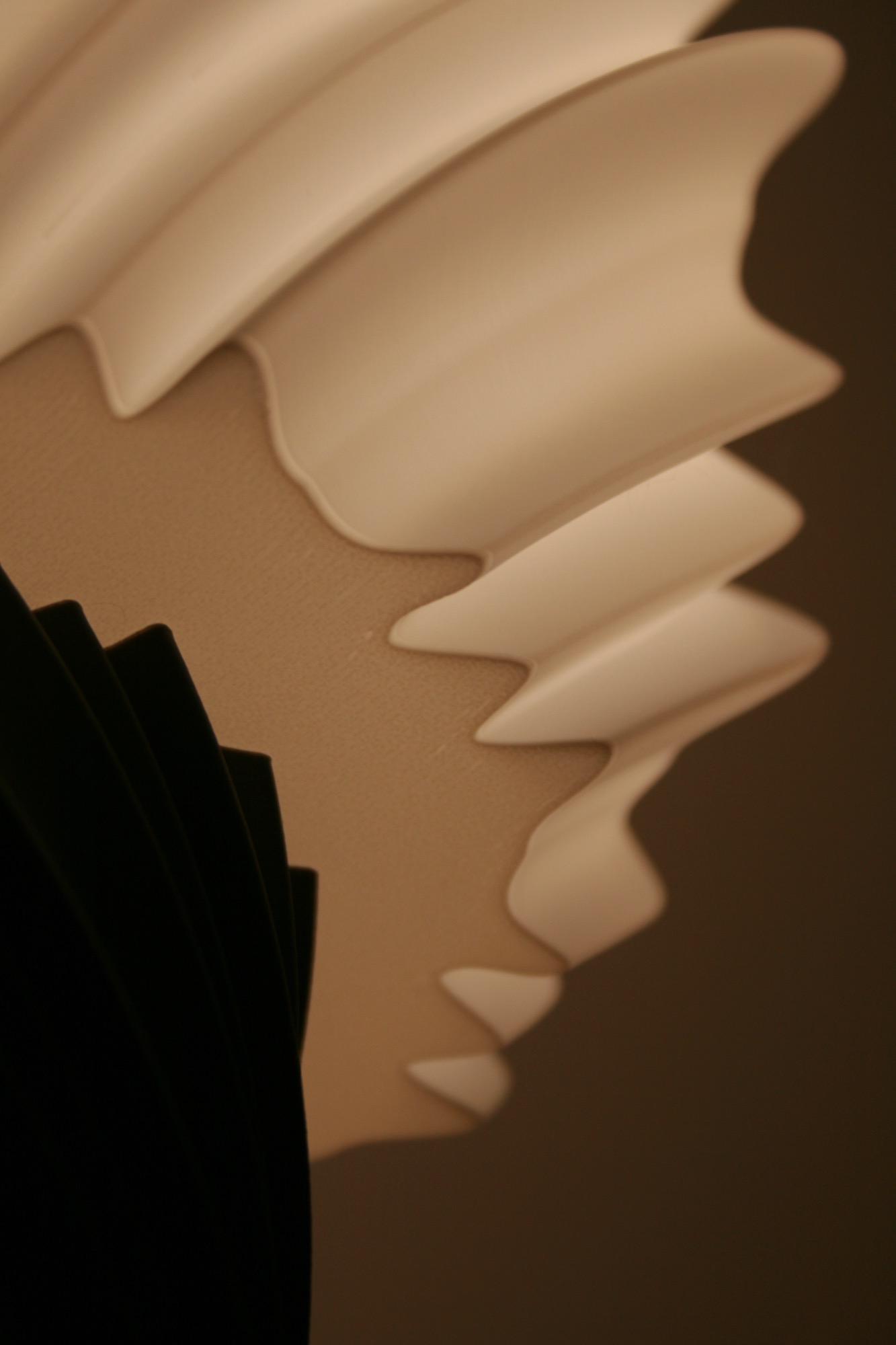 Лампа 'Футуристический хром' 2